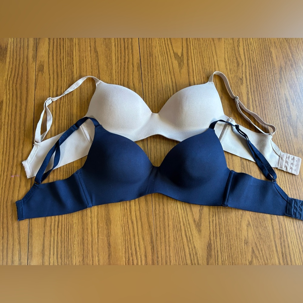 Nautica Navy Blue and Tan Seamless Bras